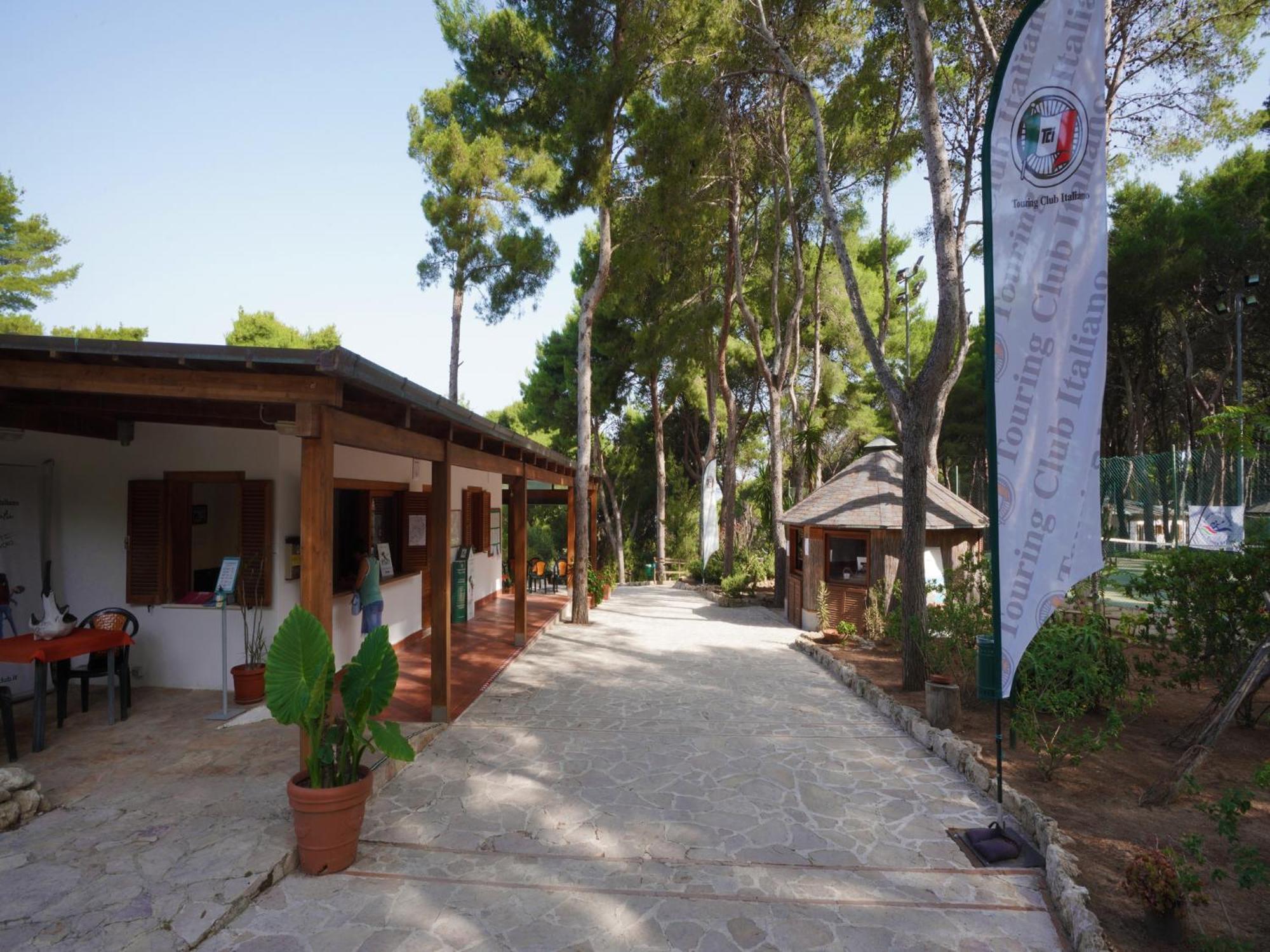 Hotel Touring Club Italiano - Isole Tremiti San Domino Exterior foto